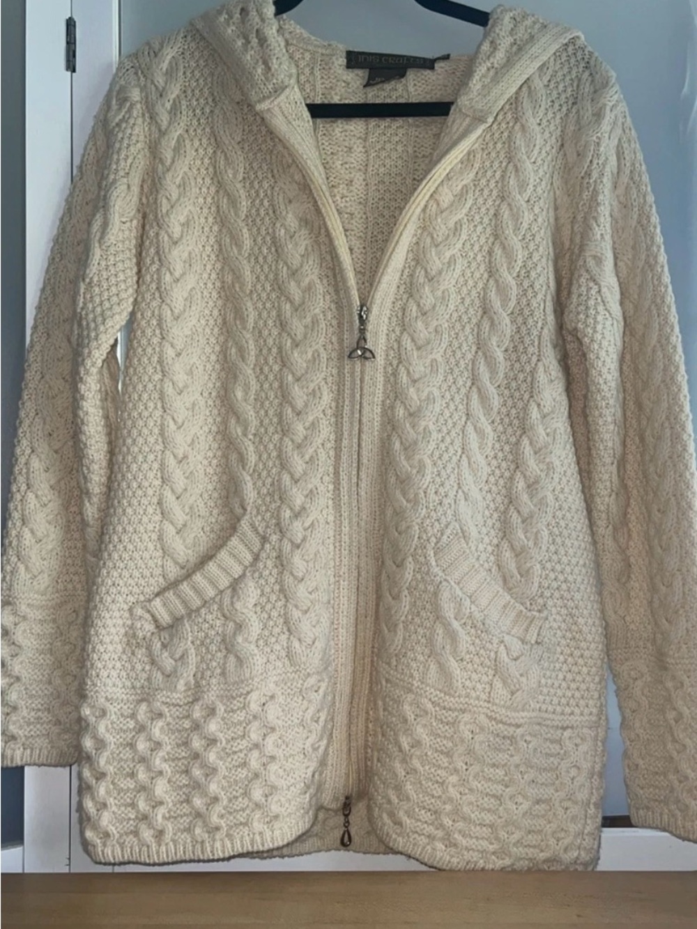 Inis Crafts Ivory Merino Wool Hooded Cable Knit Zip Cardigan Sweater Size Small